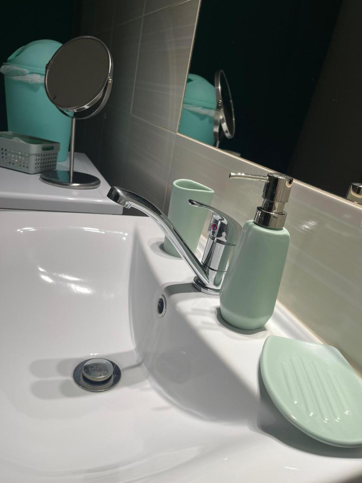 Velky Apartman Bratislava Esterno foto