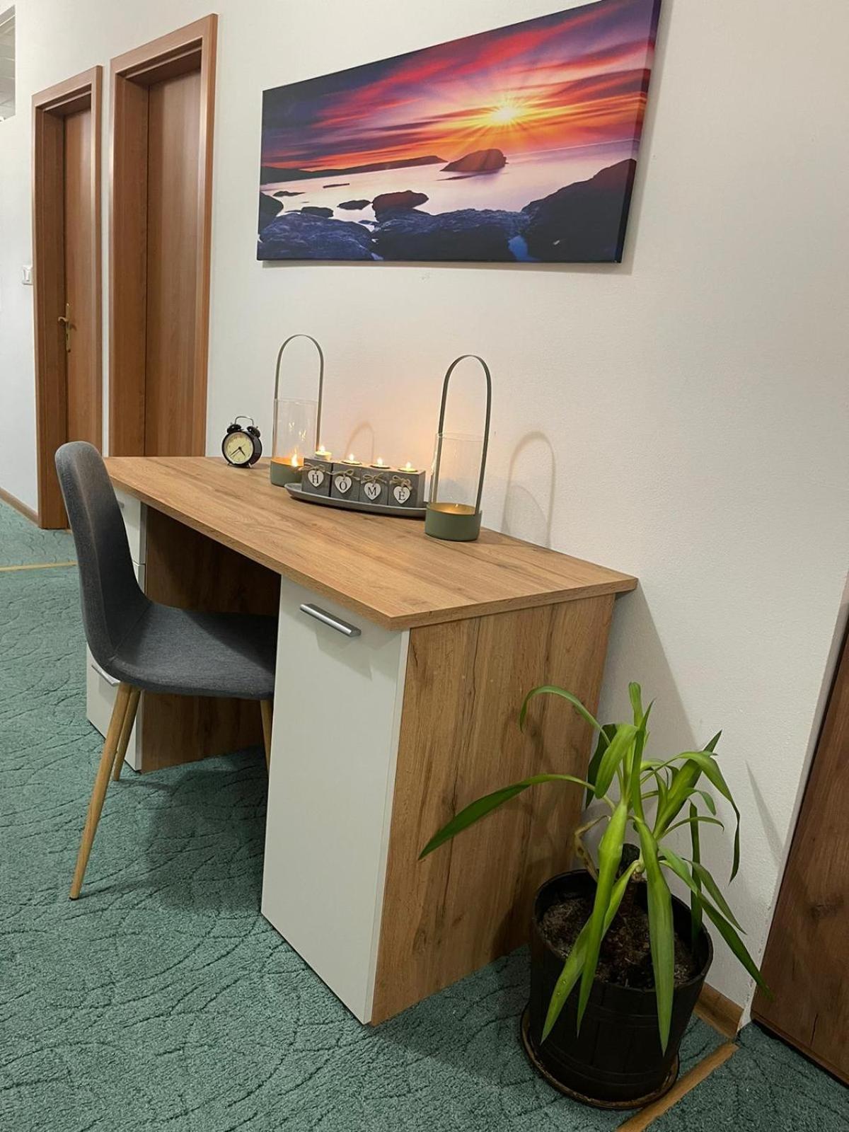 Velky Apartman Bratislava Esterno foto
