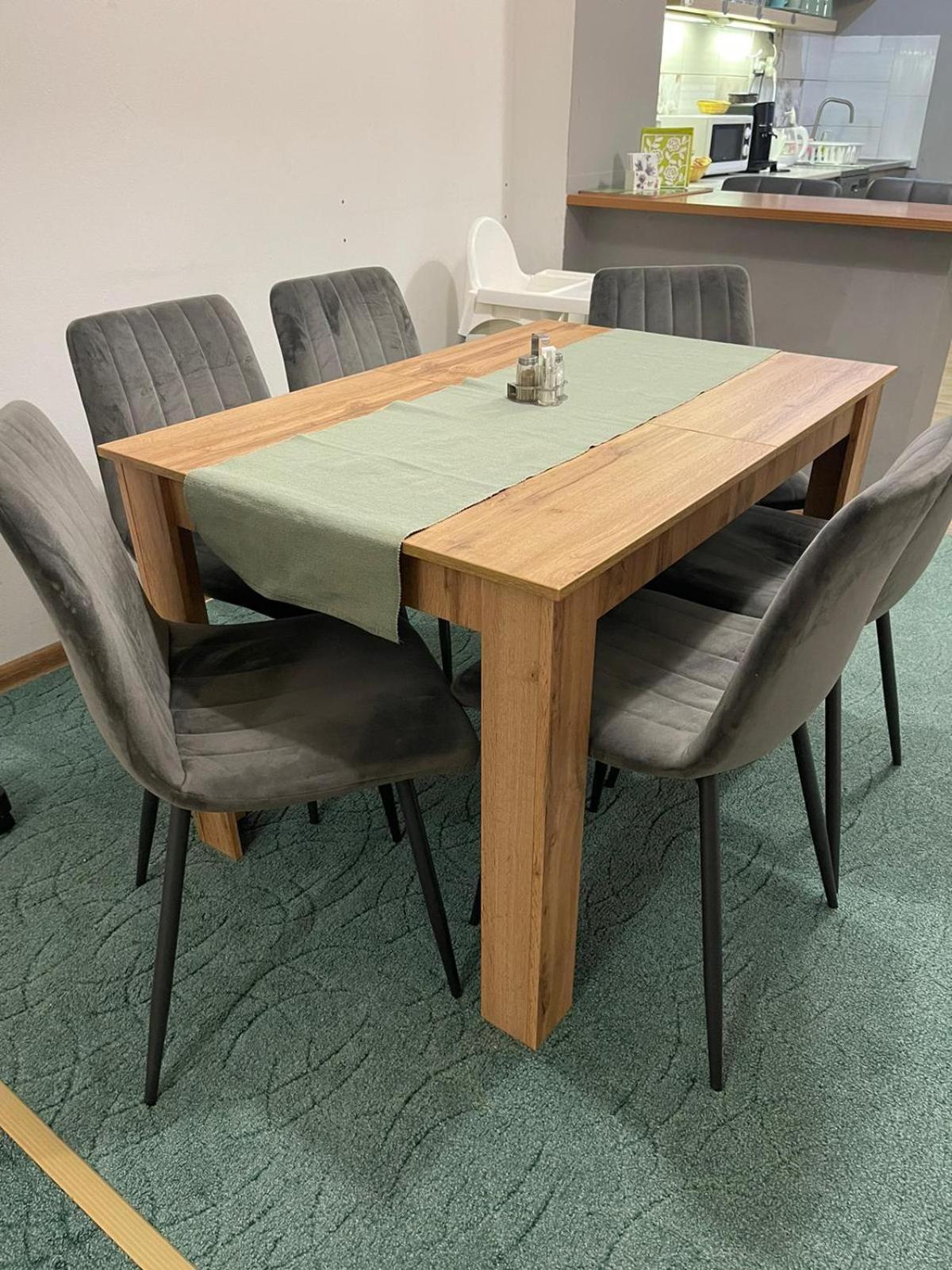 Velky Apartman Bratislava Esterno foto