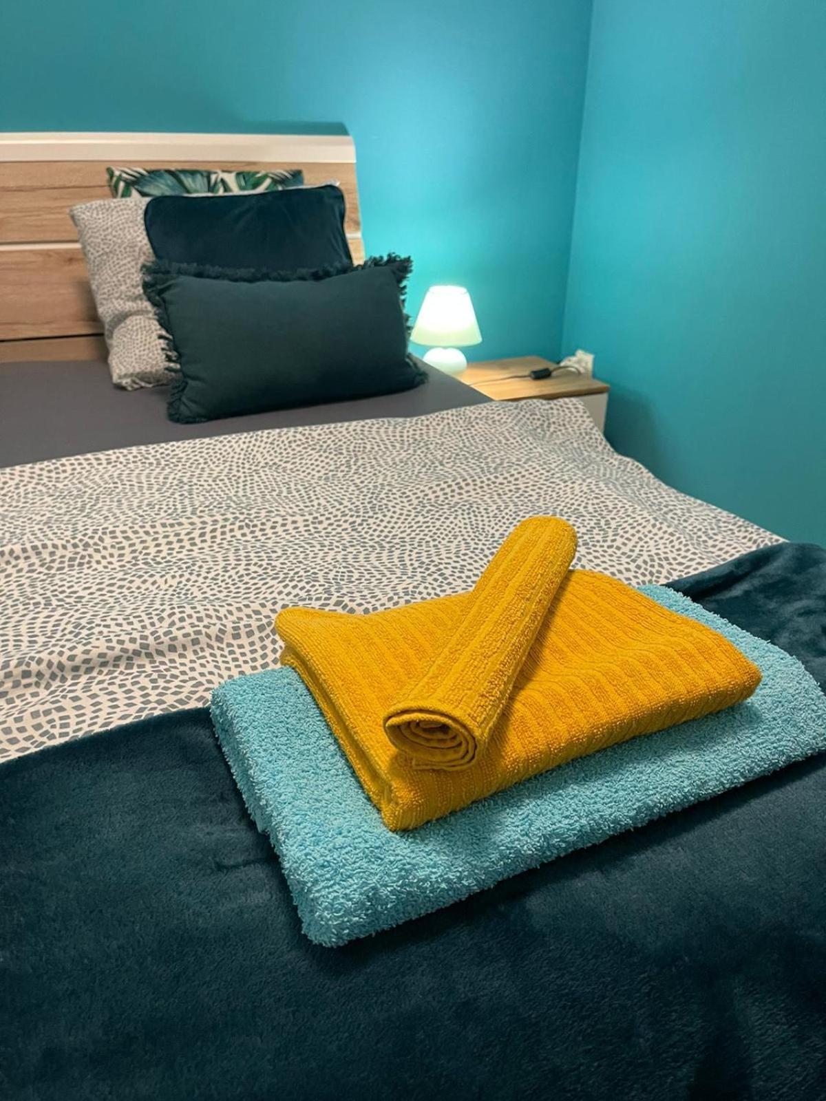 Velky Apartman Bratislava Esterno foto