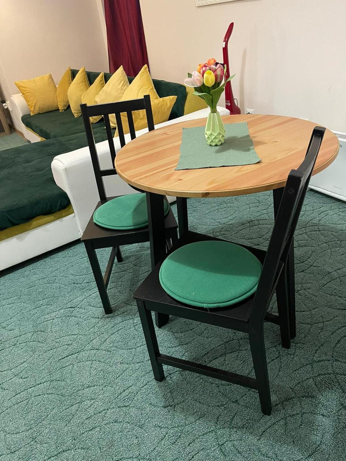 Velky Apartman Bratislava Esterno foto